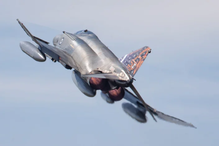 JG-24-152753